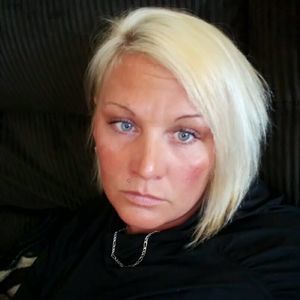 Meet your Posher, Candice